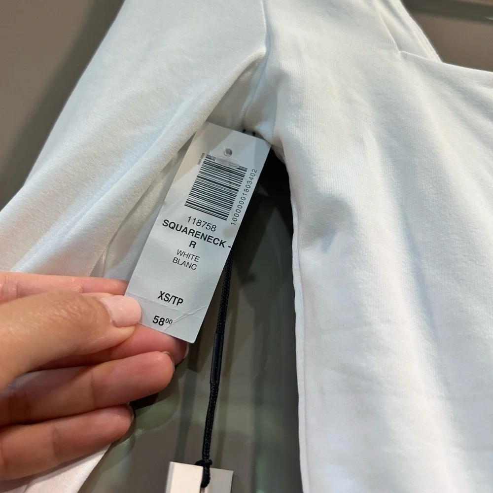 BNWT Aritzia Contour Bodysuit - Picture 3 of 5
